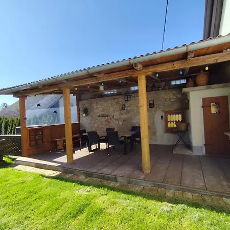 Malu Vintage House With Garden Hébergement de vacances *