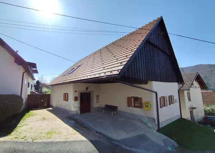 Malu Vintage House With Garden Semesterbostad